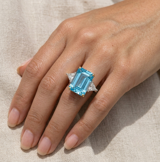 Princess Diana Aquamarine Ring, 8.48 Carat, Emerald Cut