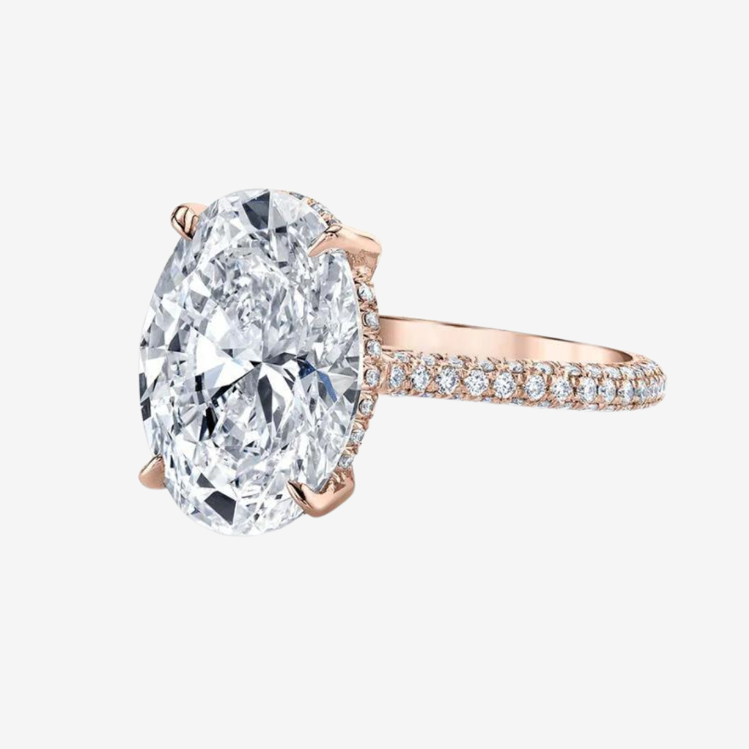 Blake Lively, 5 Carats Oval Shape, Rose Gold, Engagement Ring