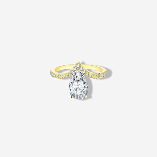 Pear Shape Engagement Ring, 3 Carats, Yellow Gold