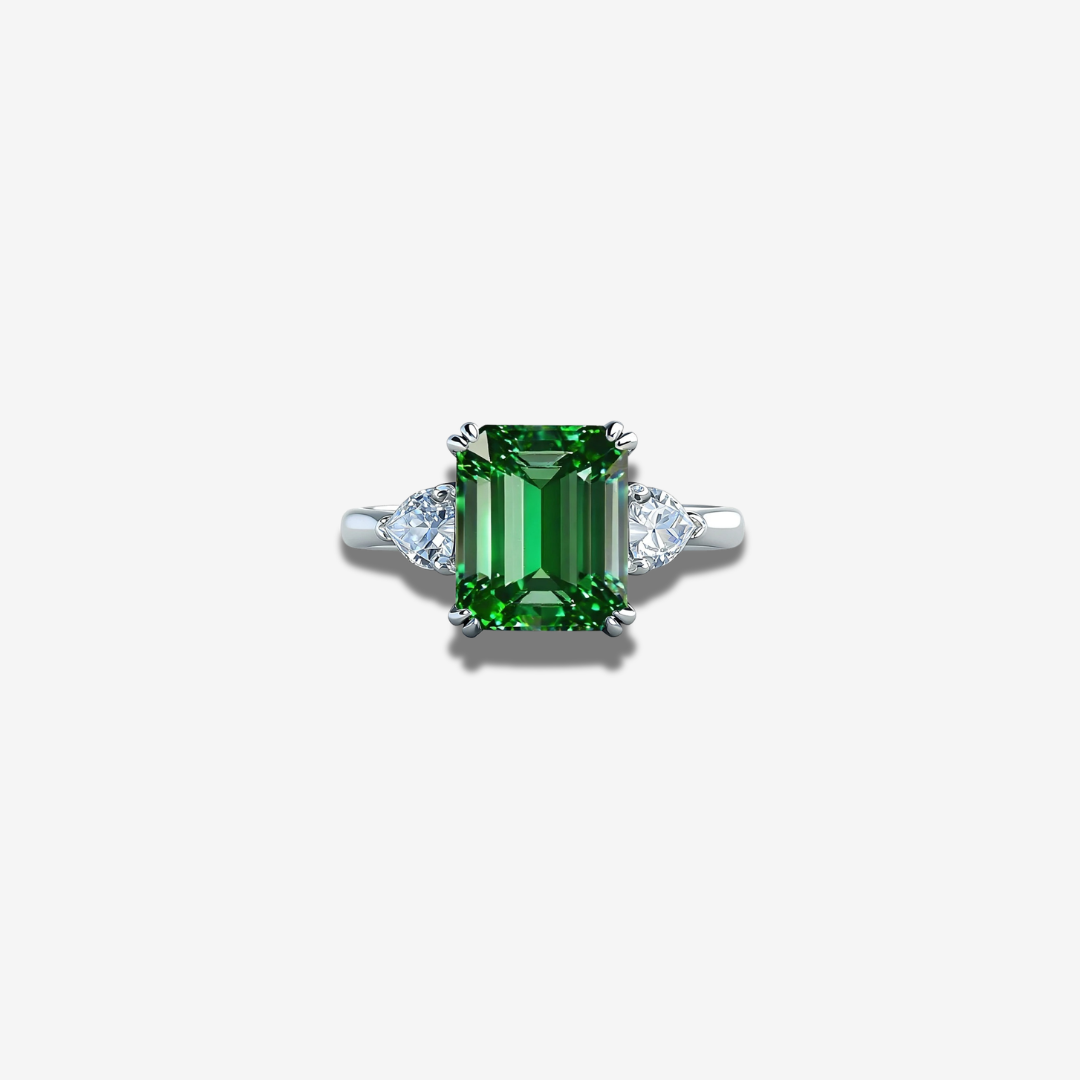 3.5 Carat, Emerald Green & Diamond Ring, Emerald Cut