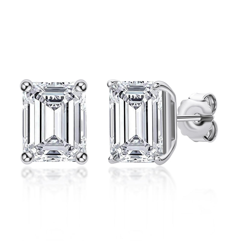 Our timeless, Emerald Cutsterling silver emerald cut studs are an elegant option for bridal jewellery or a special anniversary gift!&nbsp;
