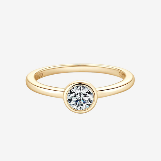 Round, Bezel Set, Engagement Ring, 0.5 Carats, Yellow Gold