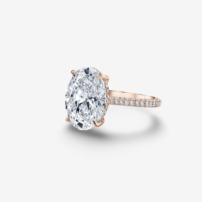 Blake Lively, 5 Carats Oval Shape, Rose Gold, Engagement Ring
