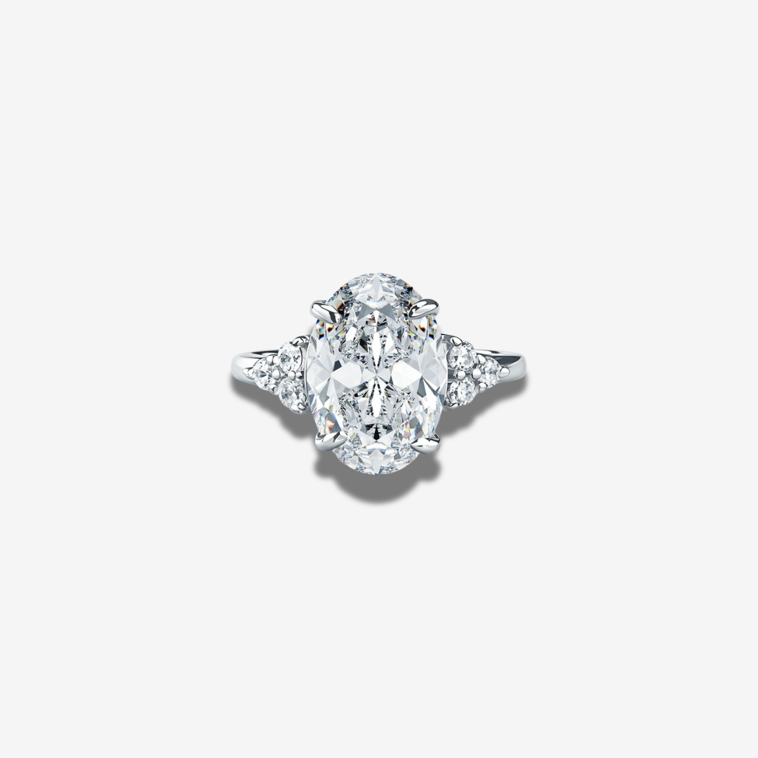 Oval Cut, 4 Carat, Colourless, Cocktail Ring