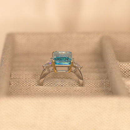 princess diana aquamarine ring, divorce ring from prince charles, march birthstone ring, royal rings, royal jewellery, sterling silver ring