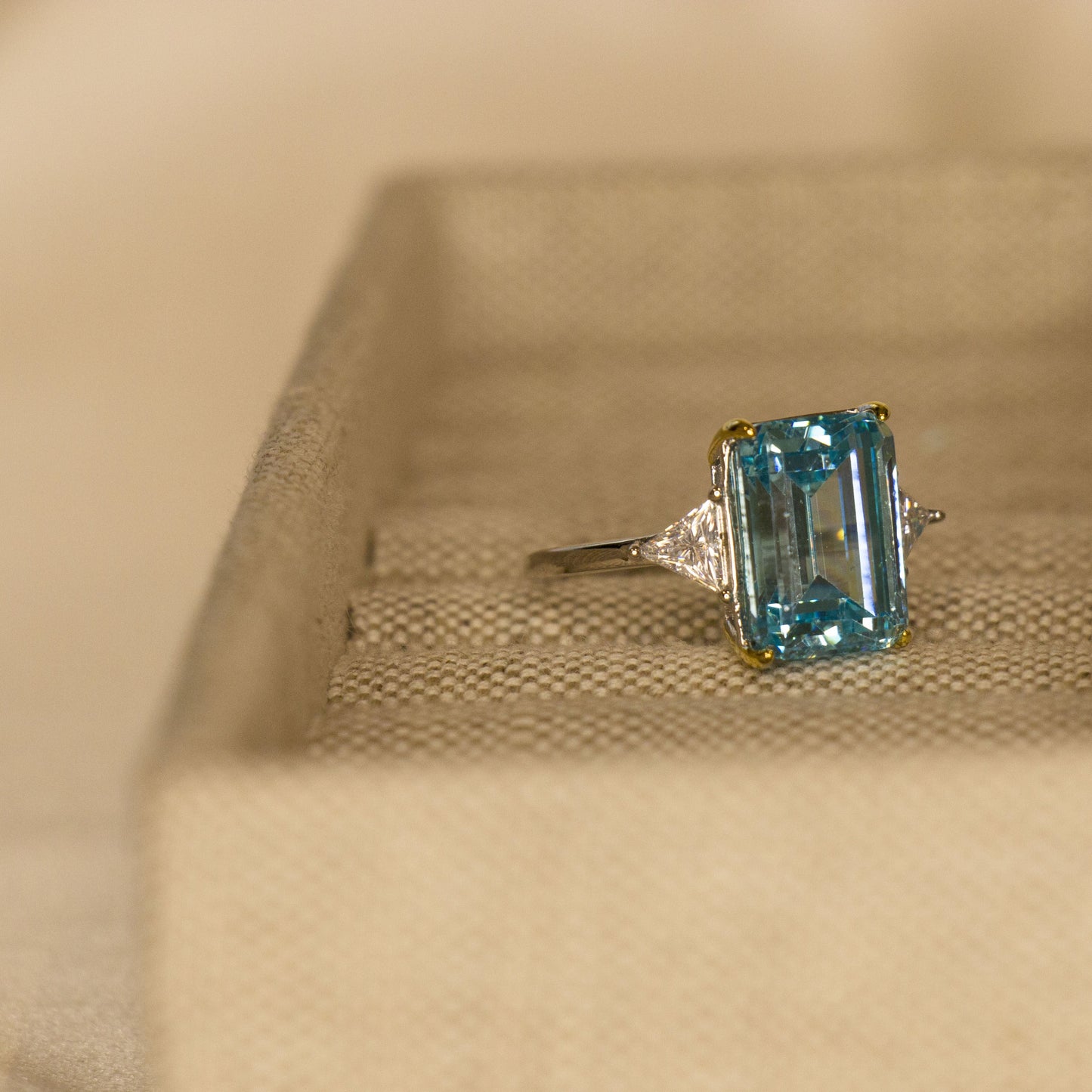 princess diana aquamarine ring, divorce ring from prince charles, march birthstone ring, royal rings, royal jewellery, sterling silver ring