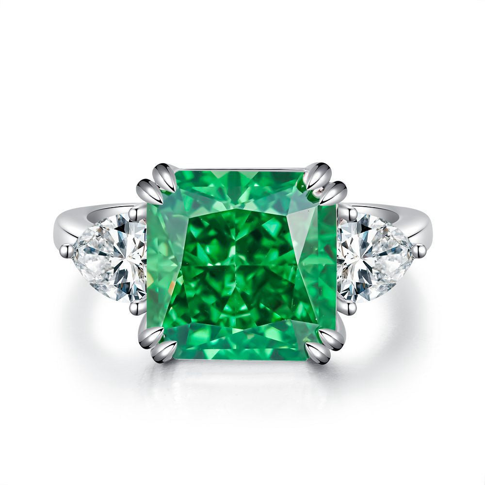4 Carat, Colombian Emerald Green & Diamond Ring, Emerald Cut, MARGALIT RINGS